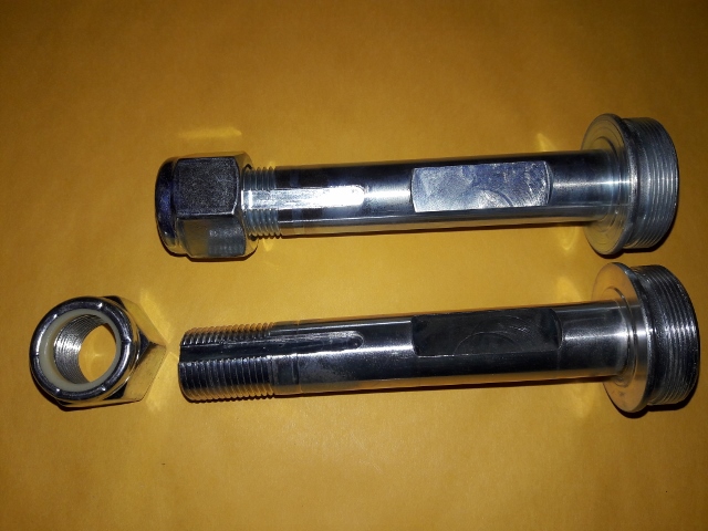 Pedicab Jack Shaft 3/4" OD x 4-7/8" Over all length, 3/4-16 threads