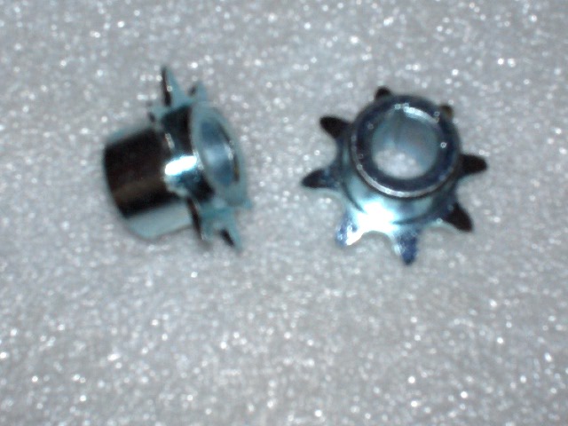 Z72 B 08 Tooth Sprocket 1/2" ID 5/32" keyway No Set Screw