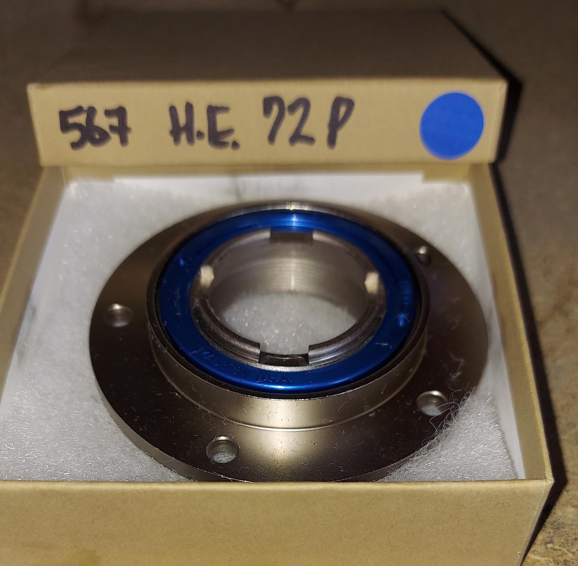 White Ind. 5 Hole 72 P. 1.37 x 24 RHT Flange Freewheel FWSS567HEBL