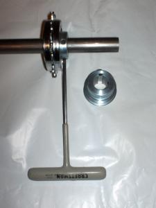 REV SS 5/8" ID x .95" wide 3/16" keyway 2 set screws 1.37 x 24 RH tpi