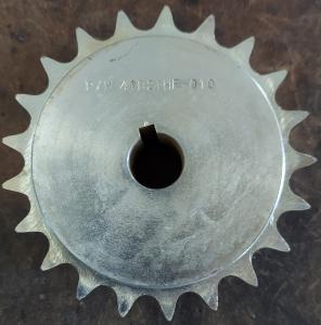 415 B 21 Tooth Sprocket 5/8" ID with a 3/16" key way, two set screws