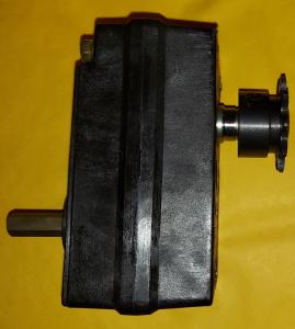 2 to 1 Gearbox, 5/8" shaft Powered with YOUR drill to make Trikes, Bikes, Scooters, carts. With BOLTS.